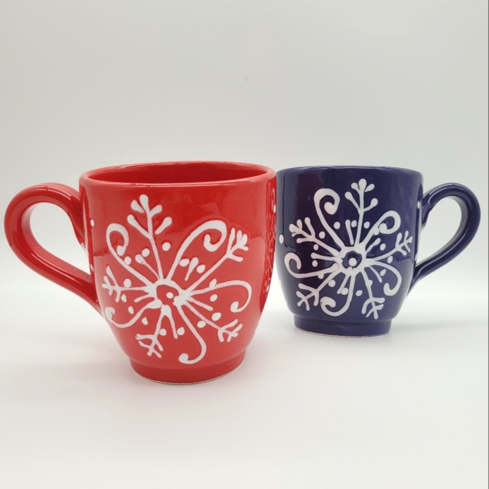 STARBUCKS | Barista handpainted snowflake coffee mugs